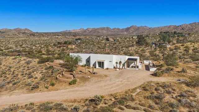 8825 Lilley Road, Joshua Tree, CA 92252