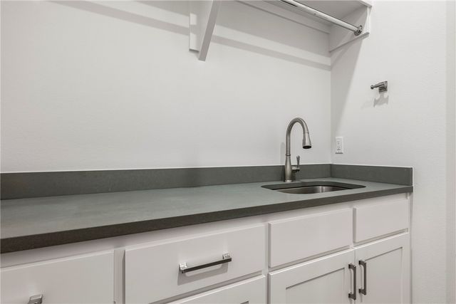 22 Kelaen Drive, Bella Vista, AR 72715