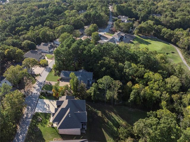 22 Kelaen Drive, Bella Vista, AR 72715