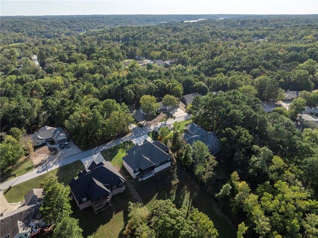 22 Kelaen Drive, Bella Vista, AR 72715