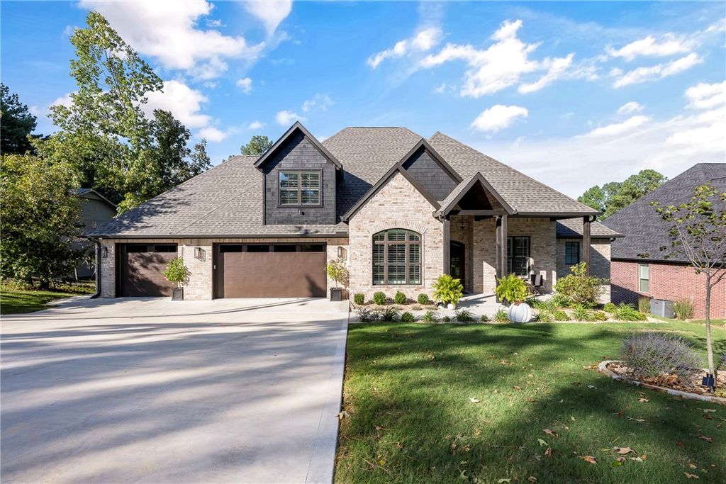22 Kelaen Drive, Bella Vista, AR 72715