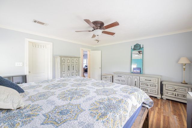 123 Ridgewood Drive, Huffman, TX 77336