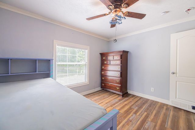 123 Ridgewood Drive, Huffman, TX 77336