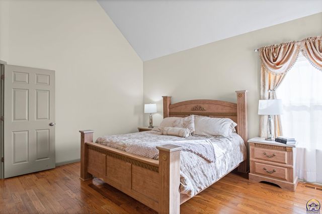 7649 SE Ratner RD, Berryton, KS 66409