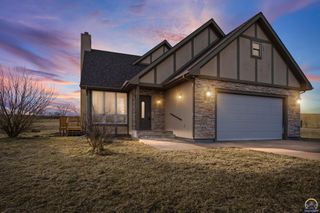 7649 SE Ratner RD, Berryton, KS 66409