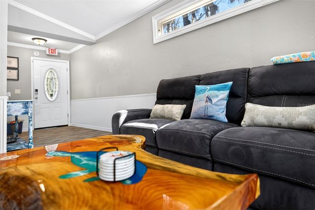 110 NE CRYSTAL STREET, Crystal River, FL 34428