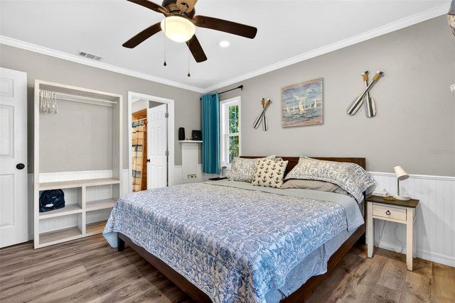 110 NE CRYSTAL STREET, Crystal River, FL 34428