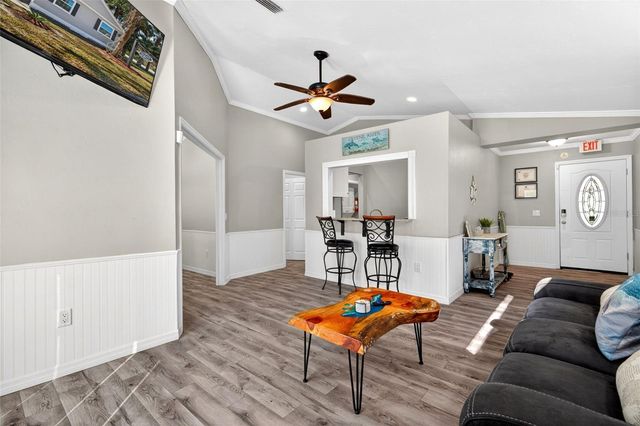 110 NE CRYSTAL STREET, Crystal River, FL 34428