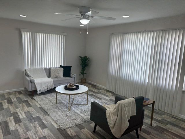 5879 N 29th STREET, Milwaukee, WI 53209