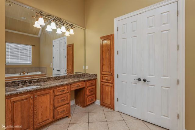 5357 La Rochelle Place, Keithville, LA 71047