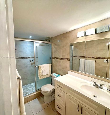 3180 S Ocean Dr 221, Hallandale Beach, FL 33009