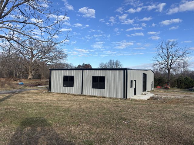 30 Arbor Ln, Tullahoma, TN 37388
