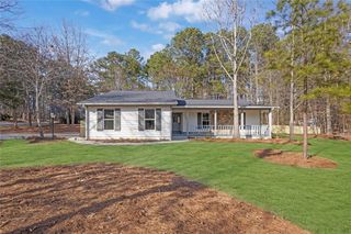 110 Huntington Court, Fayetteville, GA 30214