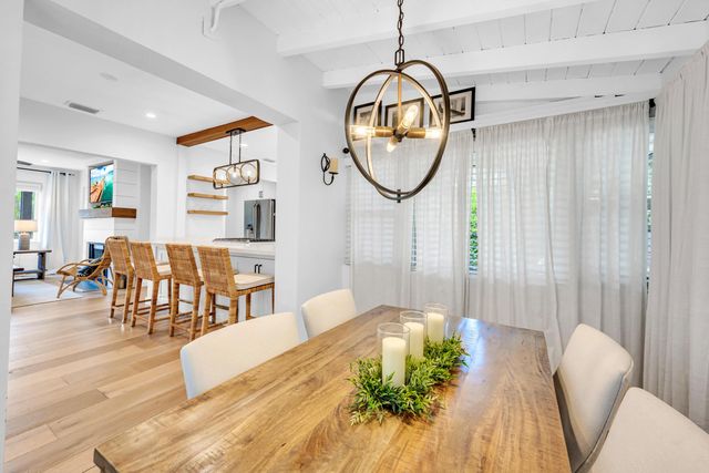 748 NE 17th Way, Fort Lauderdale, FL 33304