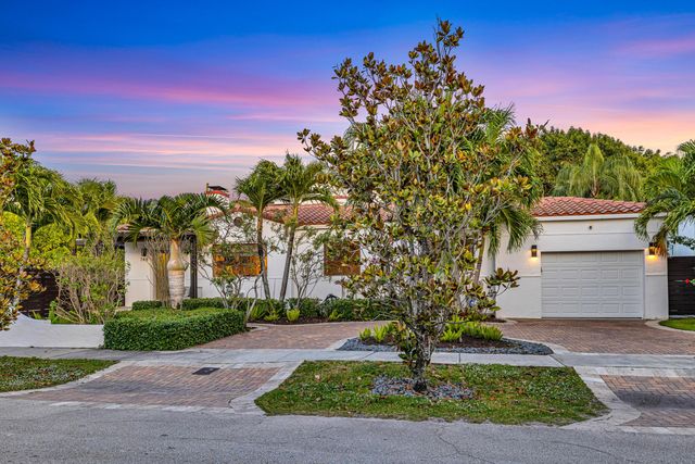748 NE 17th Way, Fort Lauderdale, FL 33304