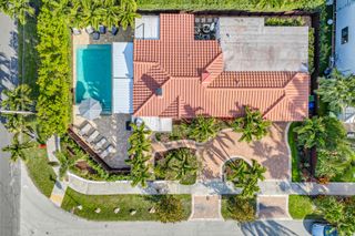 748 NE 17th Way, Fort Lauderdale, FL 33304