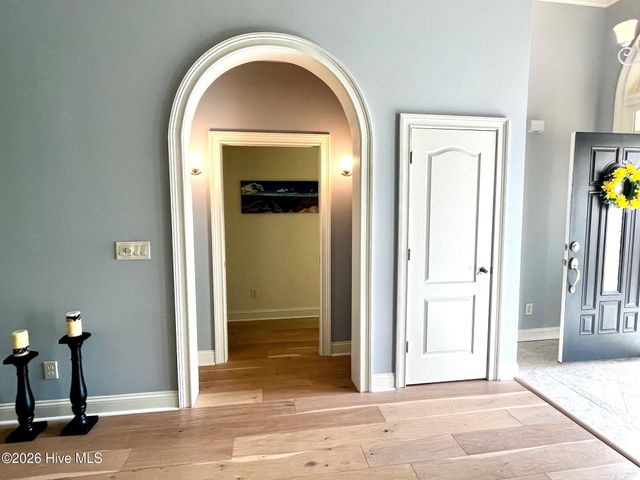 498 Carlton Court SW, Ocean Isle Beach, NC 28469