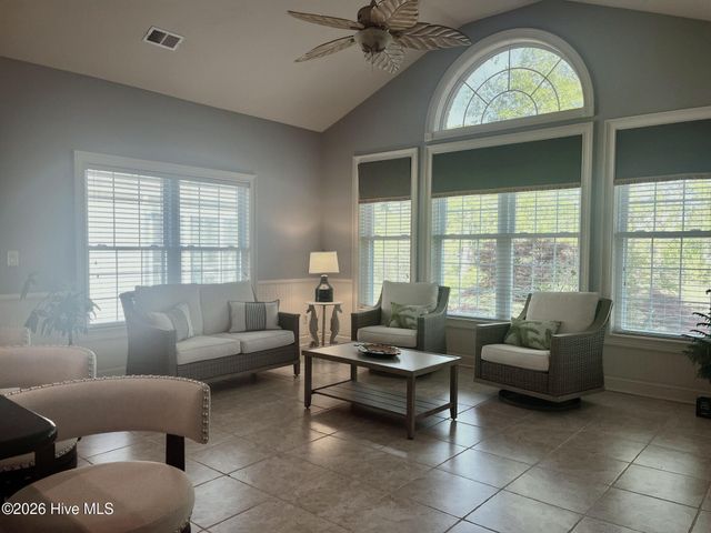 498 Carlton Court SW, Ocean Isle Beach, NC 28469