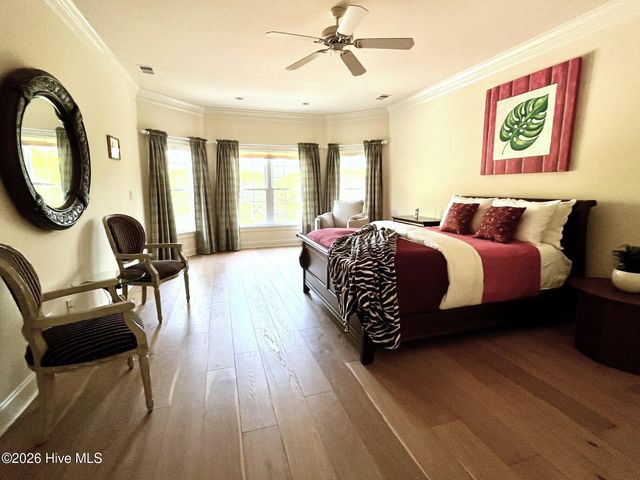 498 Carlton Court SW, Ocean Isle Beach, NC 28469