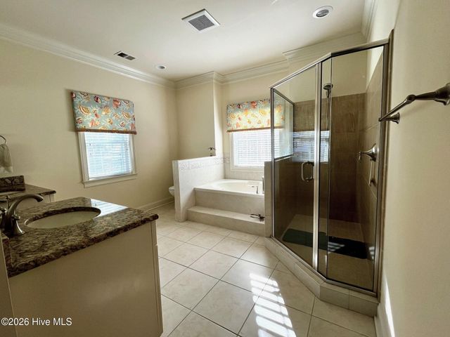 498 Carlton Court SW, Ocean Isle Beach, NC 28469