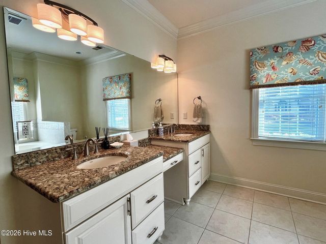 498 Carlton Court SW, Ocean Isle Beach, NC 28469