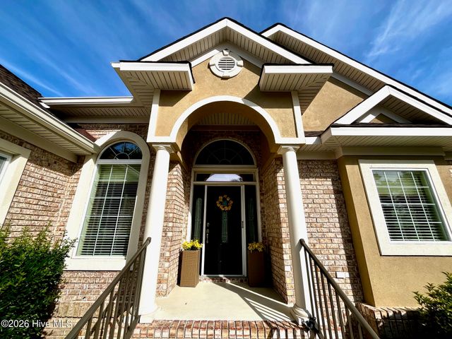 498 Carlton Court SW, Ocean Isle Beach, NC 28469