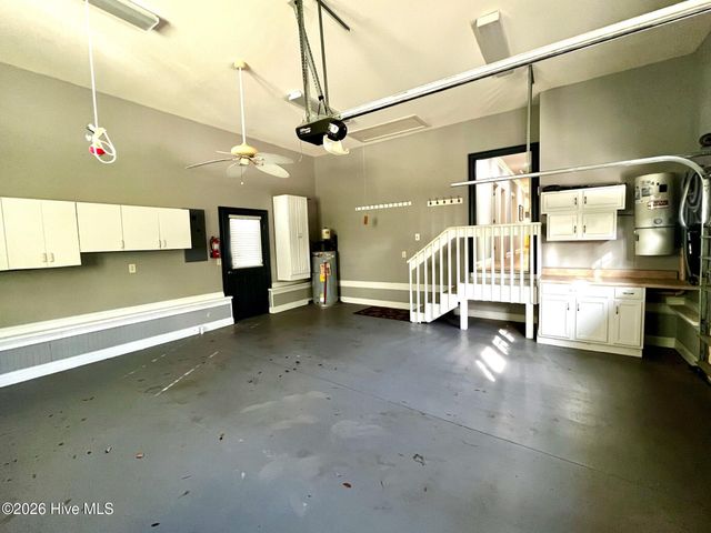 498 Carlton Court SW, Ocean Isle Beach, NC 28469