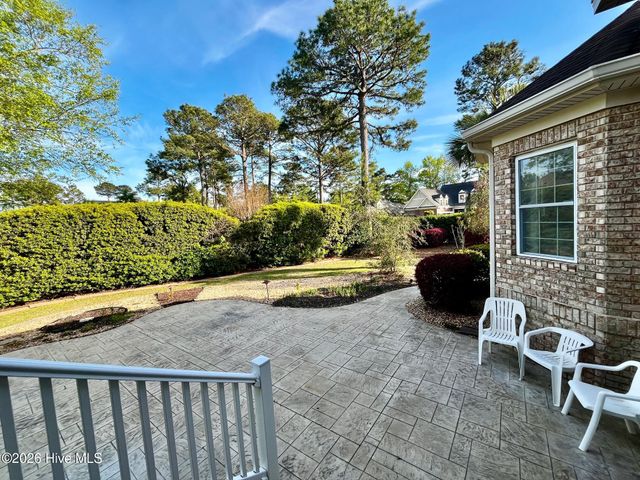 498 Carlton Court SW, Ocean Isle Beach, NC 28469