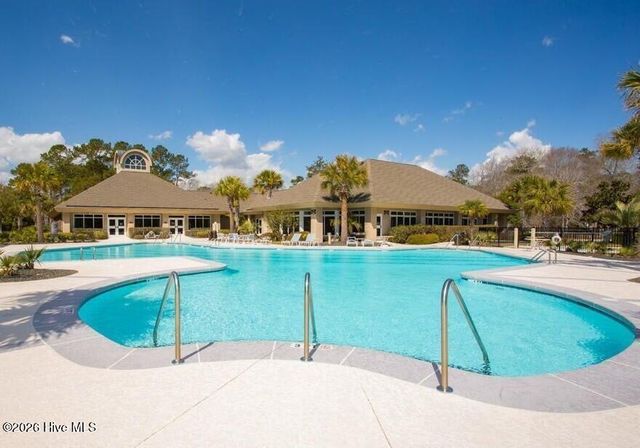 498 Carlton Court SW, Ocean Isle Beach, NC 28469