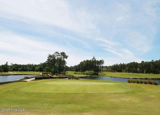 498 Carlton Court SW, Ocean Isle Beach, NC 28469