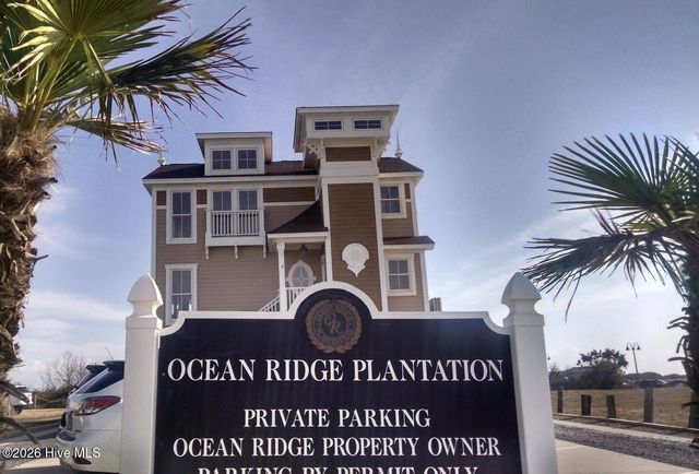 498 Carlton Court SW, Ocean Isle Beach, NC 28469