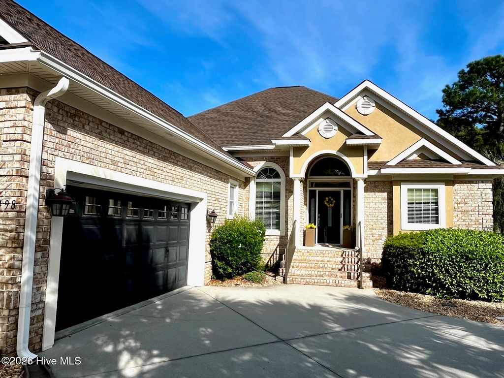 498 Carlton Court SW, Ocean Isle Beach, NC 28469