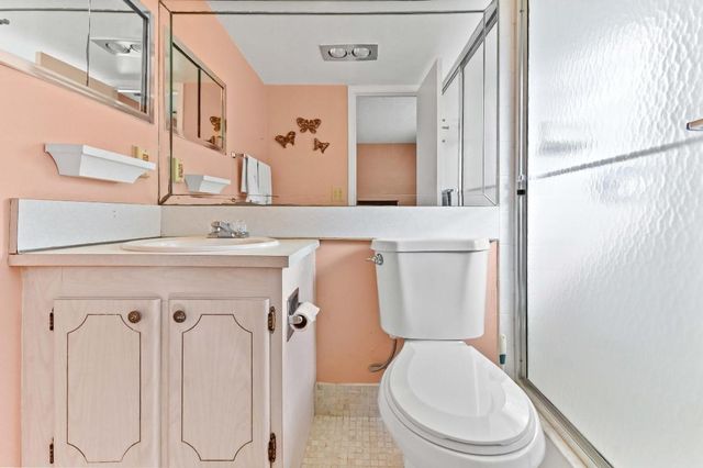 25 Prescott B 25, Deerfield Beach, FL 33442