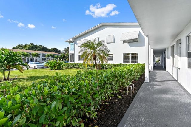 25 Prescott B 25, Deerfield Beach, FL 33442