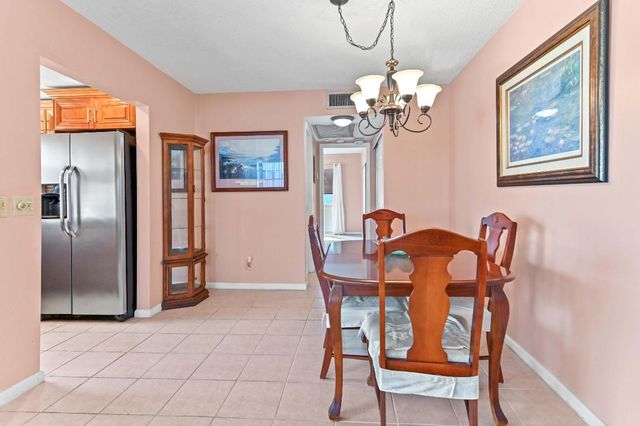 25 Prescott B 25, Deerfield Beach, FL 33442