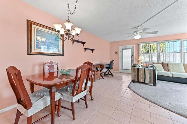 25 Prescott B 25, Deerfield Beach, FL 33442