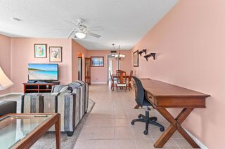 25 Prescott B 25, Deerfield Beach, FL 33442