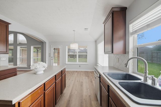 853 Booth Bay Court, League City, TX 77573