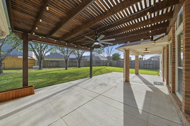 853 Booth Bay Court, League City, TX 77573