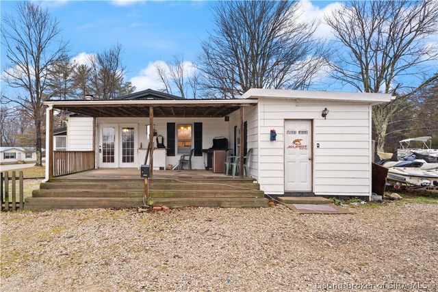 5084 W Little Patoka Road, Taswell, IN 47175