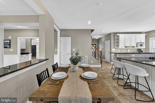 15242 BANKFIELD DR, Waterford, VA 20197
