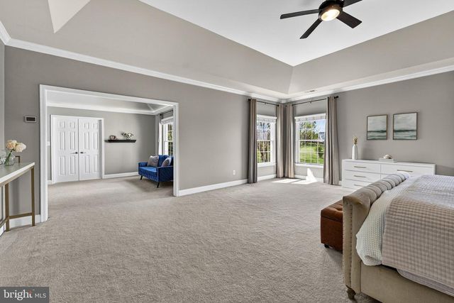 15242 BANKFIELD DR, Waterford, VA 20197