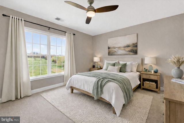 15242 BANKFIELD DR, Waterford, VA 20197