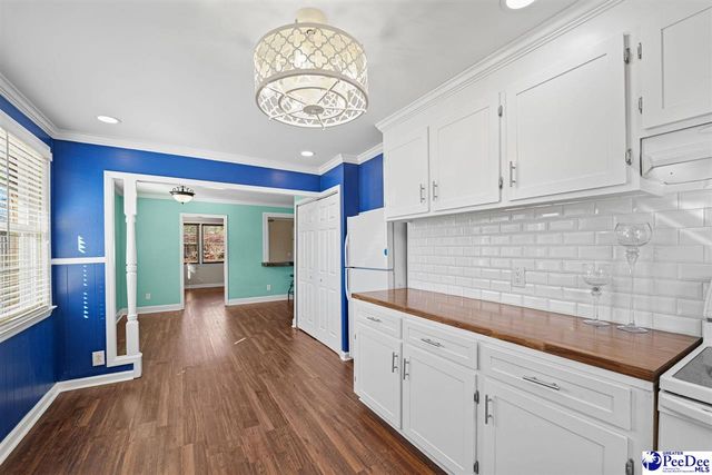 2614 Crestwood Avenue, Florence, SC 29505