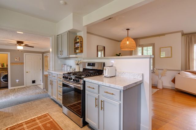 4952 MOCKINGBIRD LN, Memphis, TN 38117