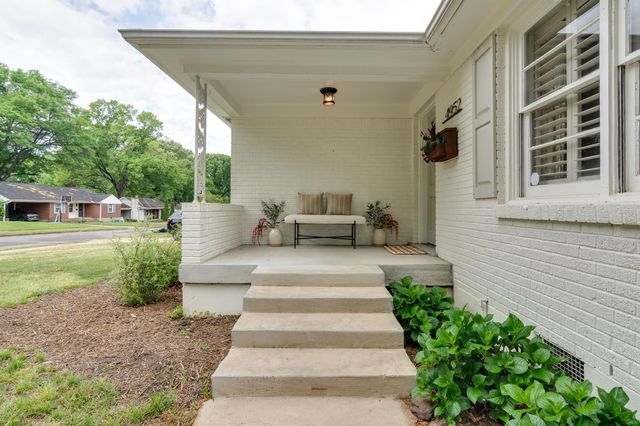 4952 MOCKINGBIRD LN, Memphis, TN 38117