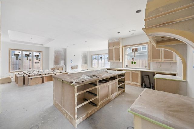 1243 Candlelight Lane, Houston, TX 77018