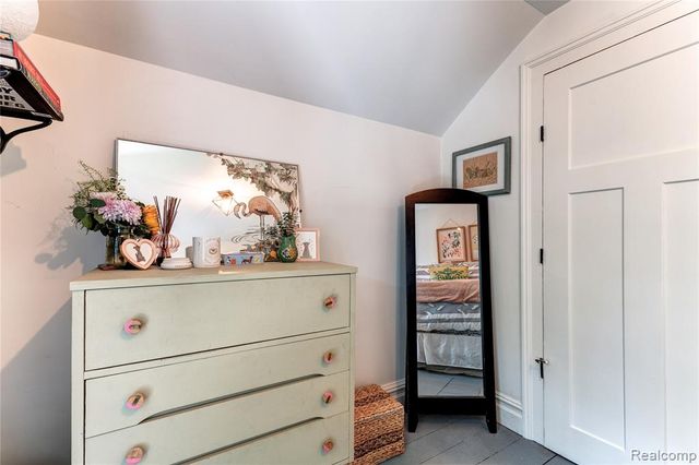 273 W Walled Lake Drive, Walled Lake, MI 48390