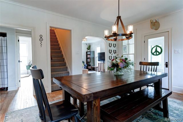 273 W Walled Lake Drive, Walled Lake, MI 48390