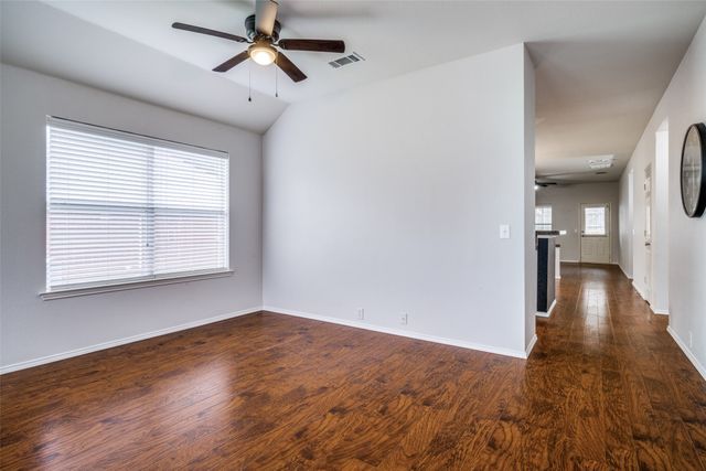 3901 Luck Hole Drive, Denton, TX 76210